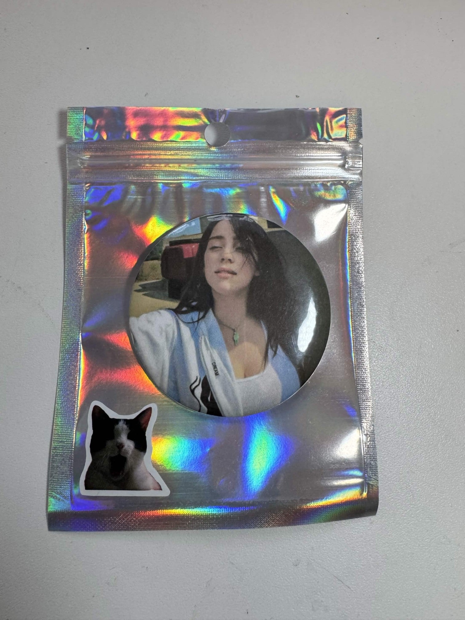 Przypinka Billie Eilish 58mm