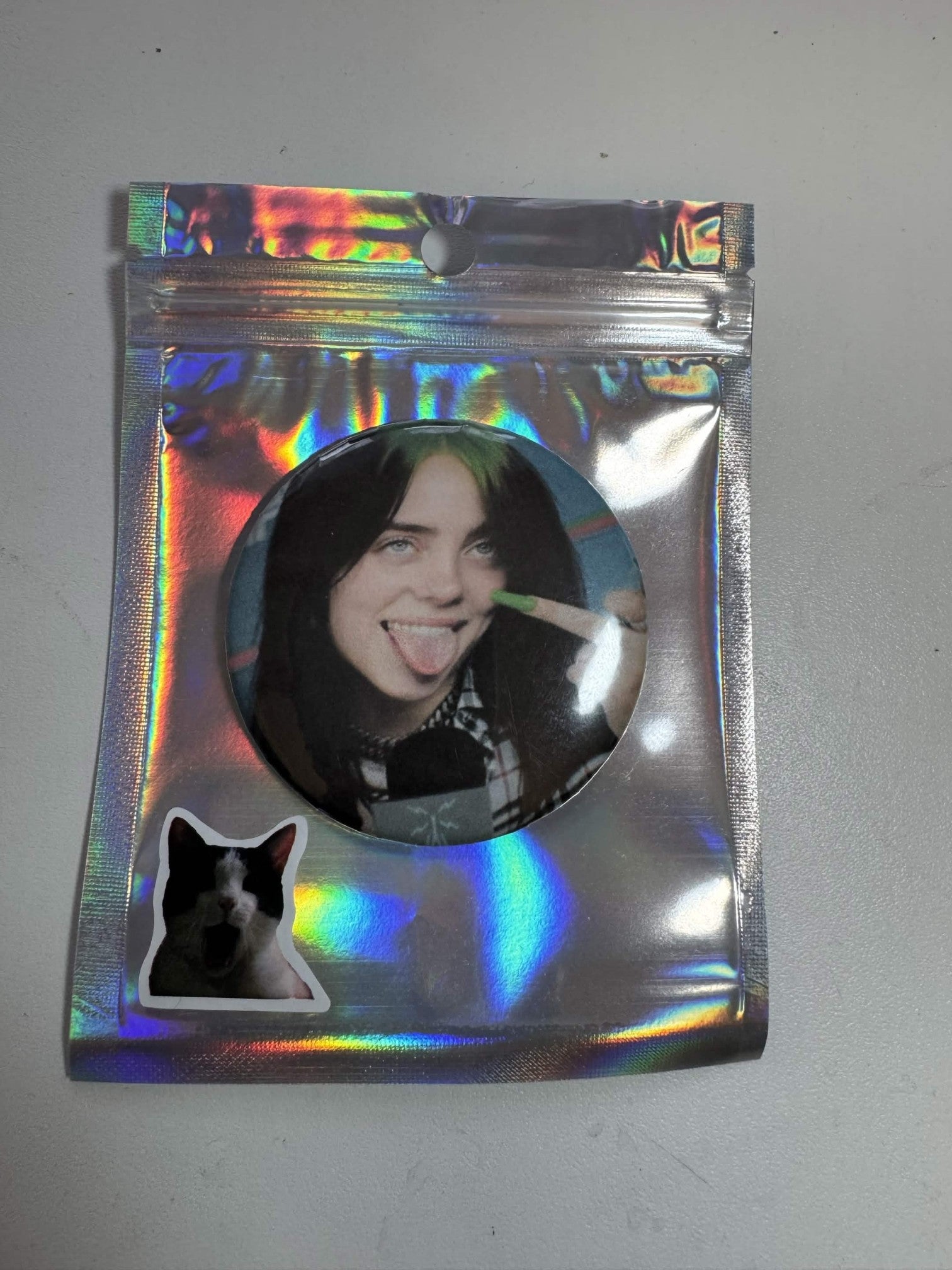 Przypinka Billie Eilish 58mm