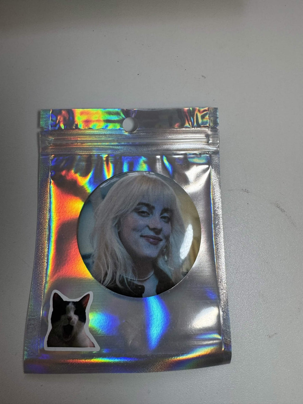 Przypinka Billie Eilish 58mm