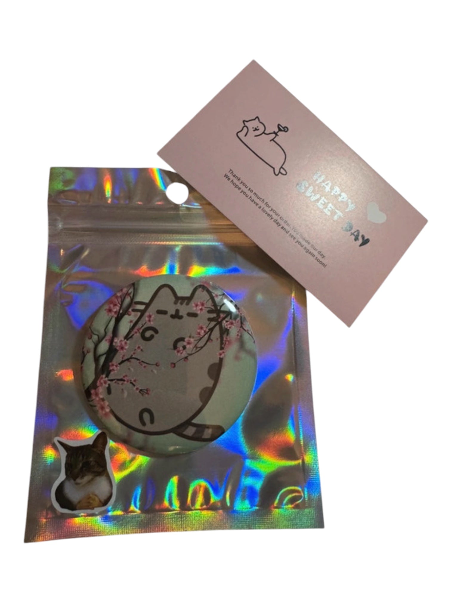 Pusheen na Drzewie Wiśni | Przypinka 58 mm